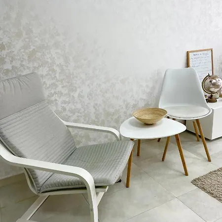 Felicity Super Apartment