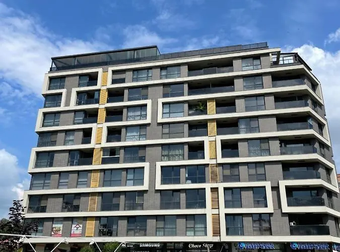 Felicity Super * Burgasz